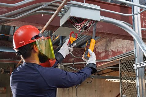 How to trace electrical wires with a wire tracer .